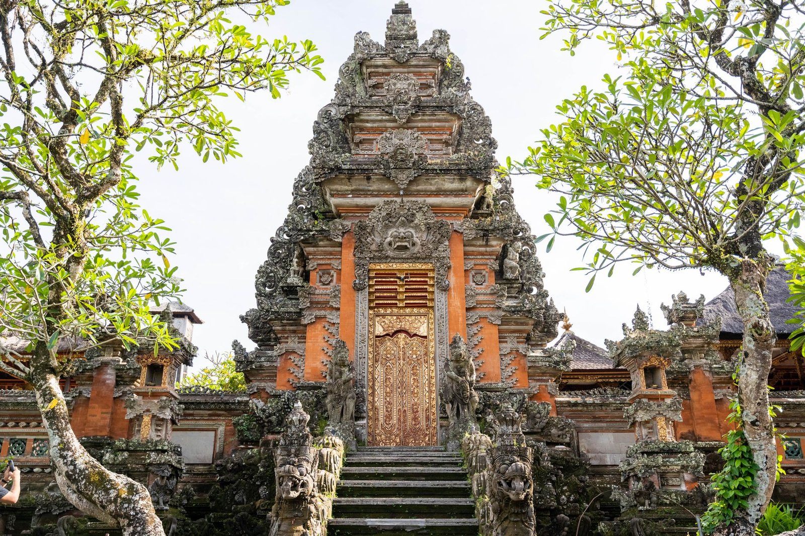 Ubud temple market
