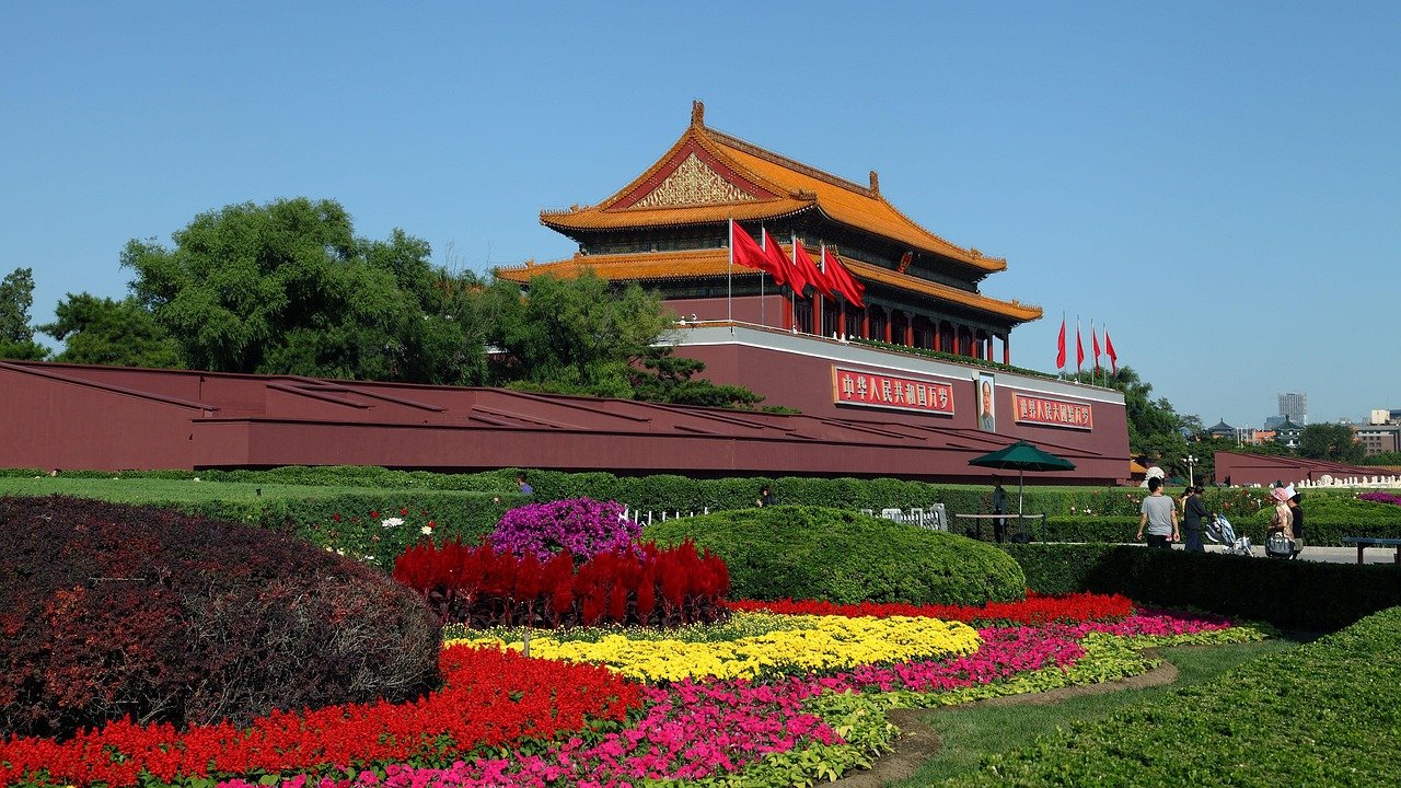 Tiananmen square buildings