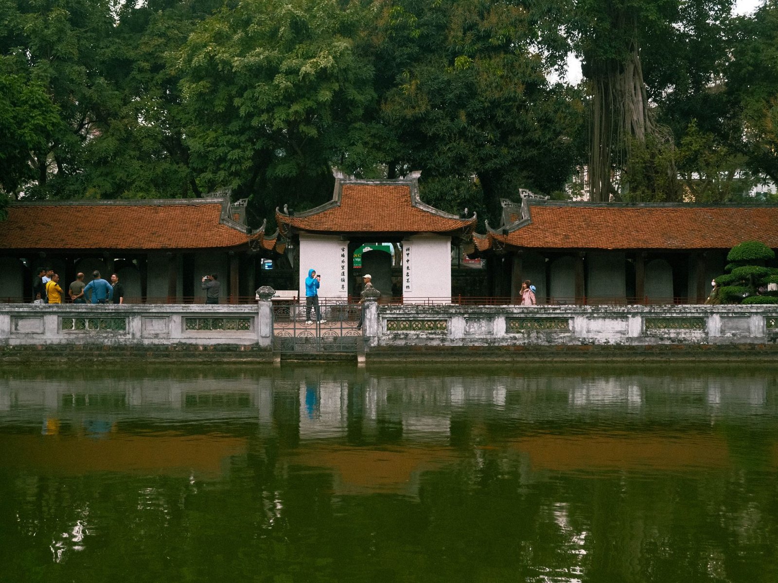 Temple of literature courtyard