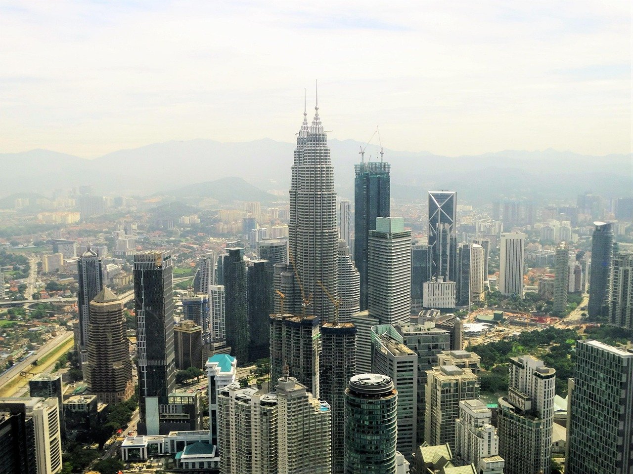 Klcc park greenery towers