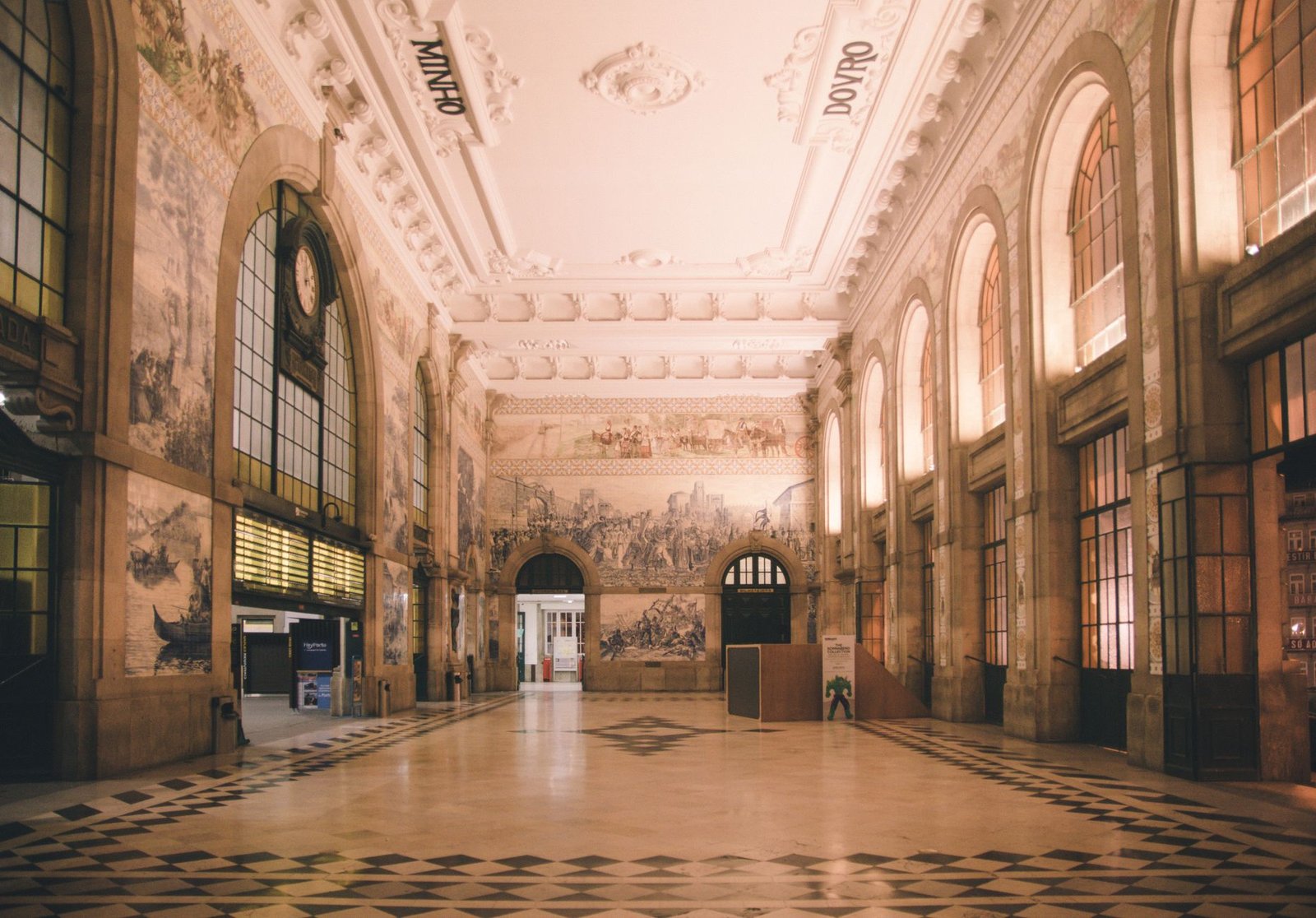 Sao bento station tiles