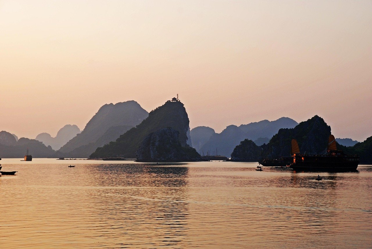 Vietnam Itinerary: 10 Ultimate Days for an Unforgettable Trip