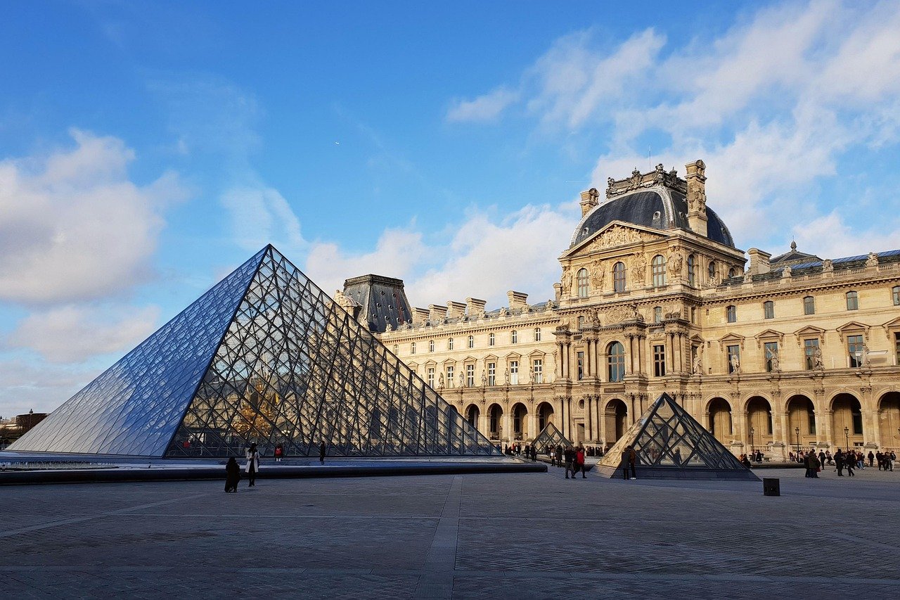 Louvre museum paris